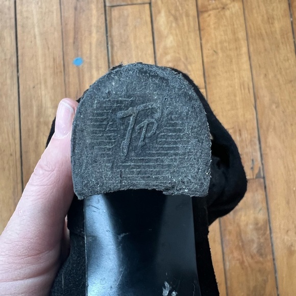 Davos Gomma suede cutout slouch boots - Picture 6 of 6